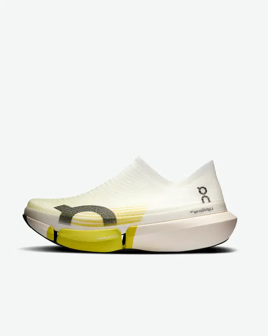 On Running Lightspray Cloudboom Strike 2 - Unisex (37) au meilleur prix !